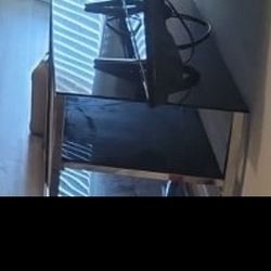 ✨ Modern Glass Table – Chrome Frame – Moving Sale ✨