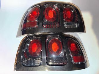 94-98 Ford Mustang Taillights