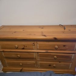 Dressor And 2 Night Stands