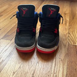 Jordan’s 4’s Rare Air    Size-7y 