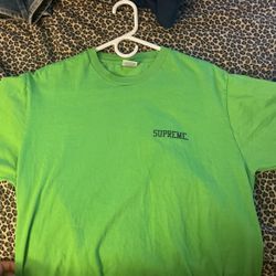 Supreme Tee 
