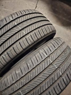 (TWO) 225 40 19 MICHELIN TIRES 90% PERCENT THREAD  $140 INSTALLED 