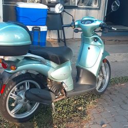 Scarabeo Scooter 