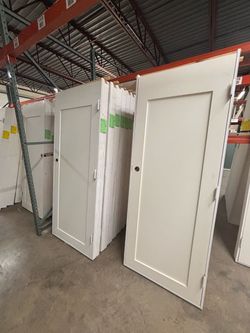 1 panel shaker solid core