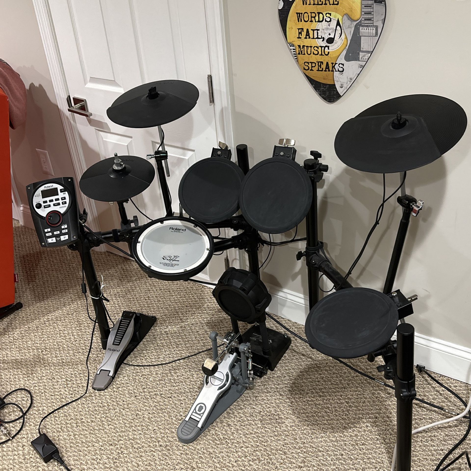 Roland V-Drums Electronic Drum Set with extras TD-11K