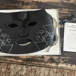 LED 7 Color Light Therapy Mask