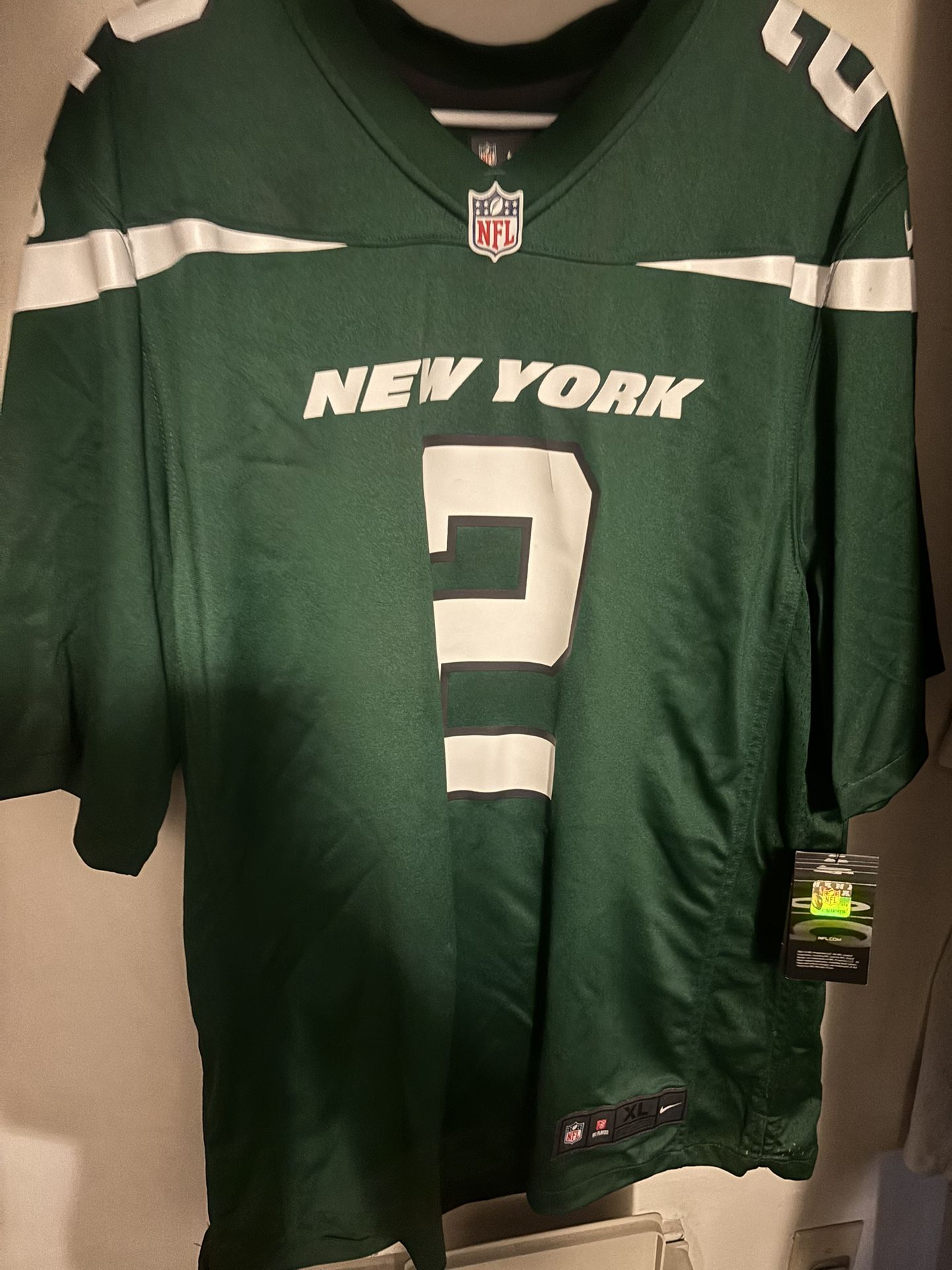 Brand New Nike Men's Zach Wilson New York Jets Jersey #2 Size XL