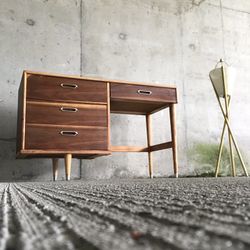 Beautiful BP John Mid Century Modern Solid Wood Desk. Hand Refinished With Love ❤️