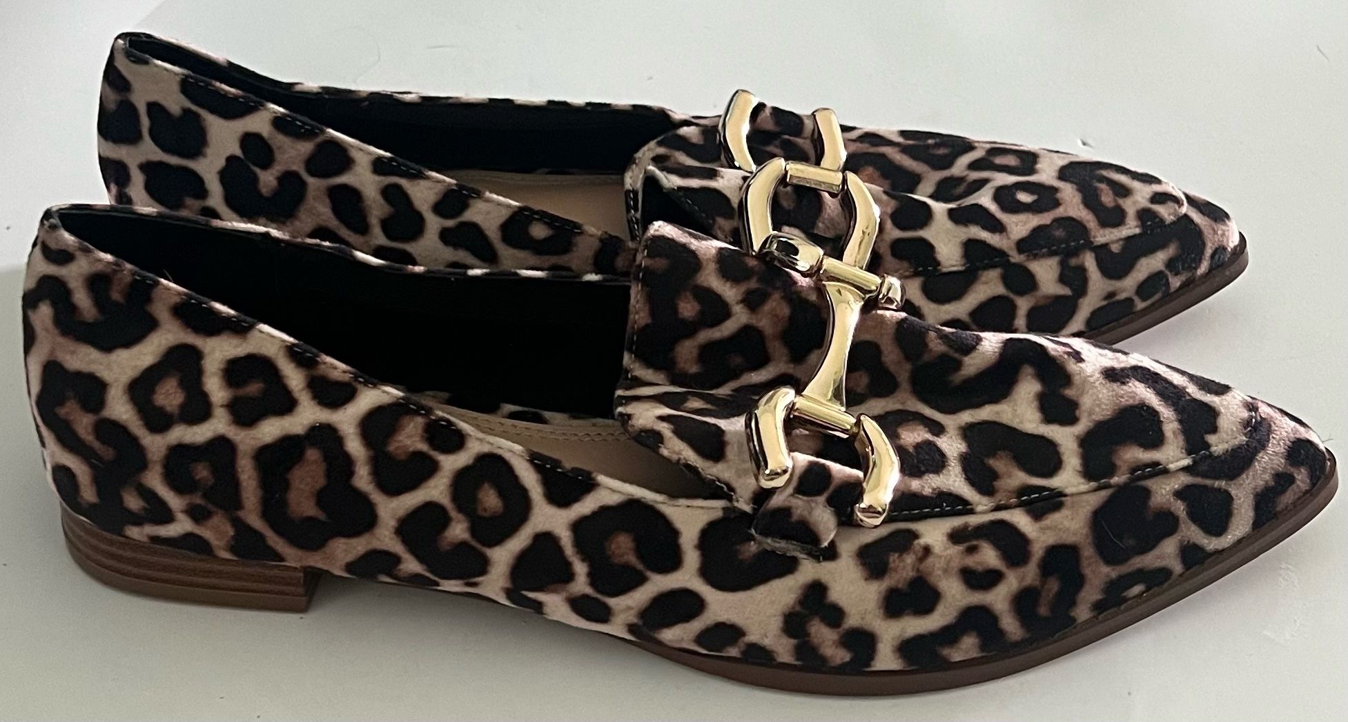 Steven New York Chain Leopard Print Loafer Flats Tan Shoes Size 10