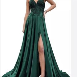 New Davids Bridal Green Satin With Lace Embellishing Prom / Bridesmaids Dress