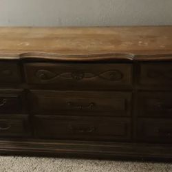 Vintage Dresser With Mirror Attachment 