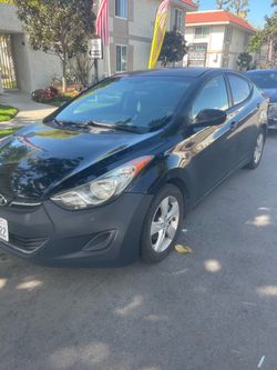 2012 Hyundai Elantra