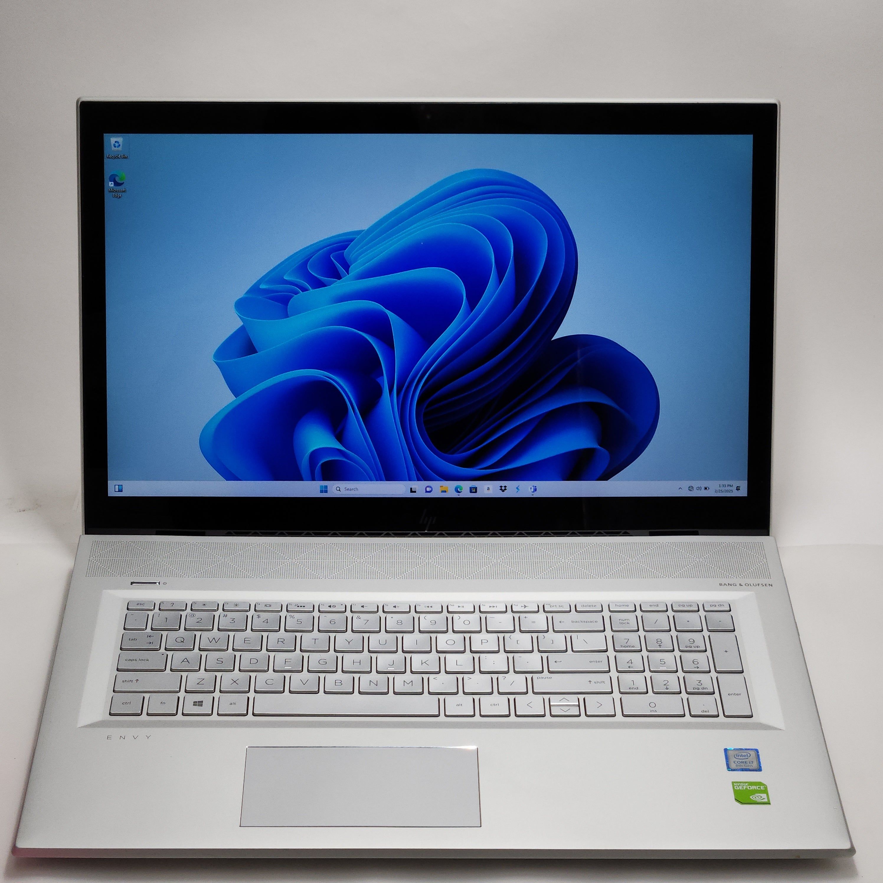 HP Envy 17t-bw000 17.3" i7-8550U 1.8GHz 12GB RAM 1TB HDD GeForce MX150