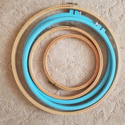 Various Round Looms