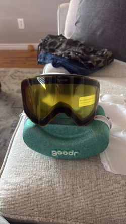 Snow glasses