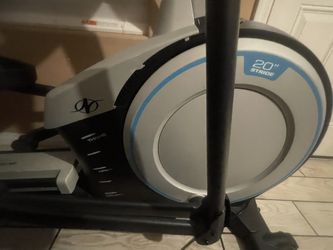 NordicTrack E 7.2 Elliptical Trainer for Sale in Costa Mesa CA OfferUp