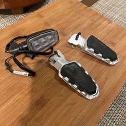 2022 Ducati Desert sled Parts