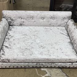New assembled Velvet Tufted Couch Pet Bed with Removable Cushion 38"x28"x16"