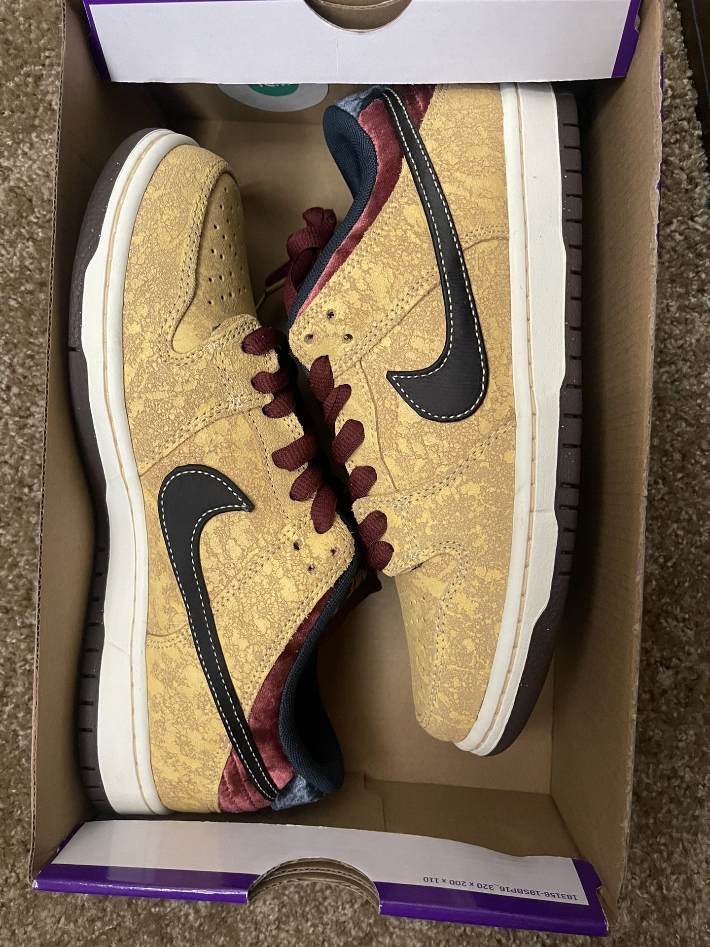 NIKE SB LA CINEMA sz8