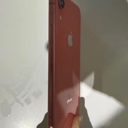 iPhone XR 64gb - Unlocked for any carrier
