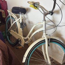 Schwinn Fairhaven 26” Female Bike