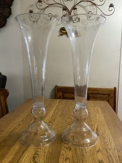 2 floreros de vidrio de 2 pies de alto