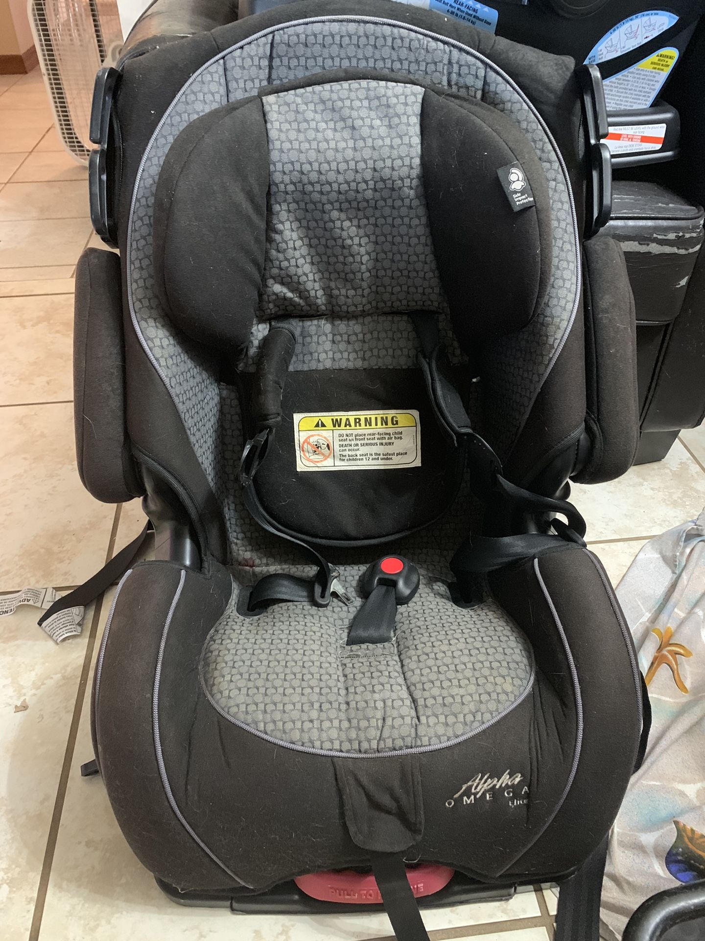Forward facing toddler car seat up to 40lbs