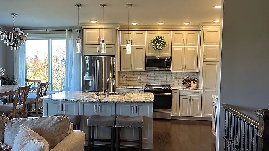 Pendant Island Lights