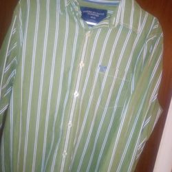 American Eagle Outfitters (M)