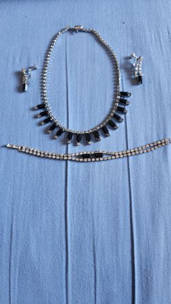 Four piece jewelry set