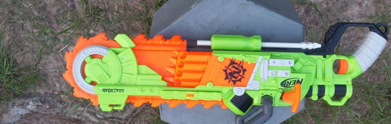 Nerf Zombie Strike Chainsaw