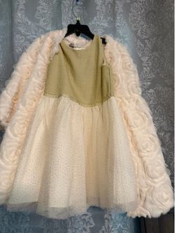 Dress size 4t