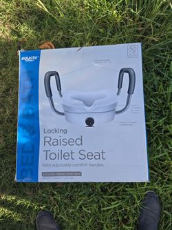 New Toilet Seat 