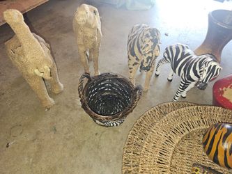 Safari Animal Figurine Decor Set