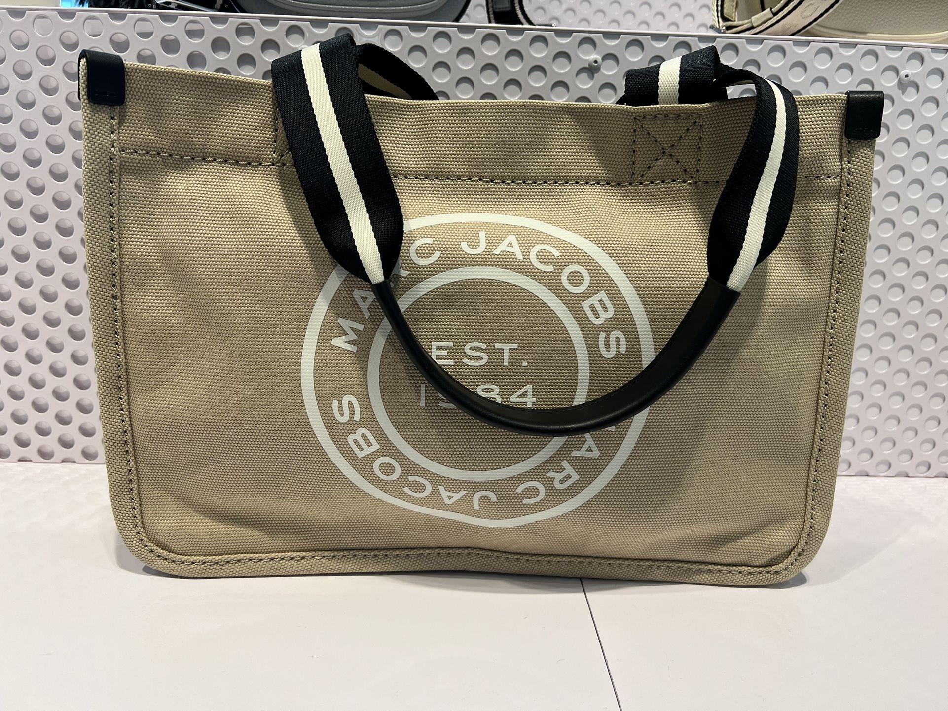 Marc Jacobs Beige Medium Signet Tote Bag 