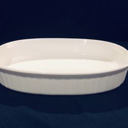 **Corning French White Baking/Casserole Dish — Rarely Used/Excellent Condition**