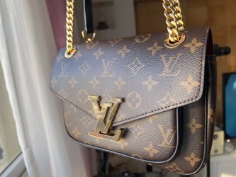 LOUIS VUITTON Passy