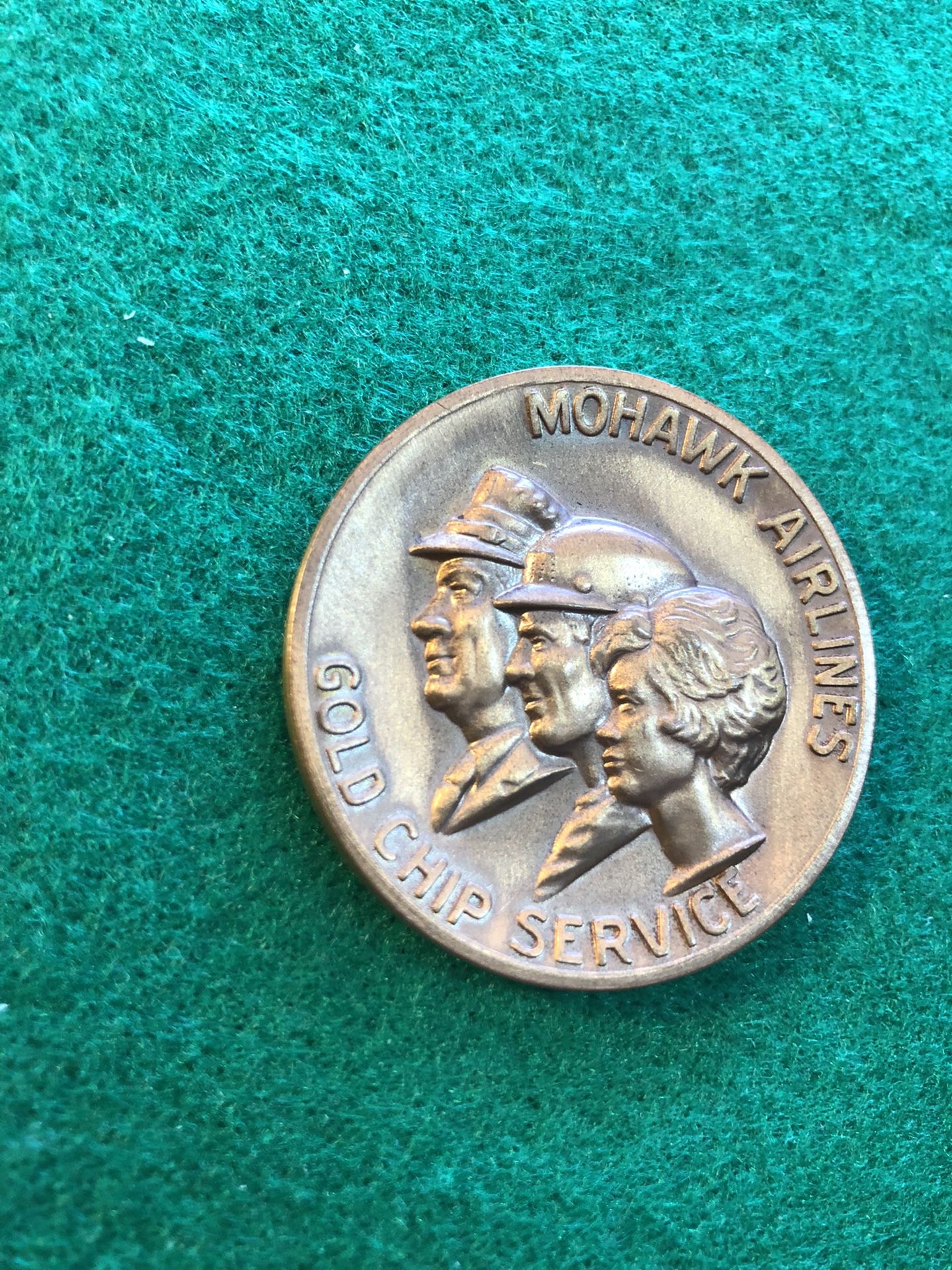 1960 MOHAWK AIRLINES GOLD CHIP SERVICE TOKEN MINT CONDITION 