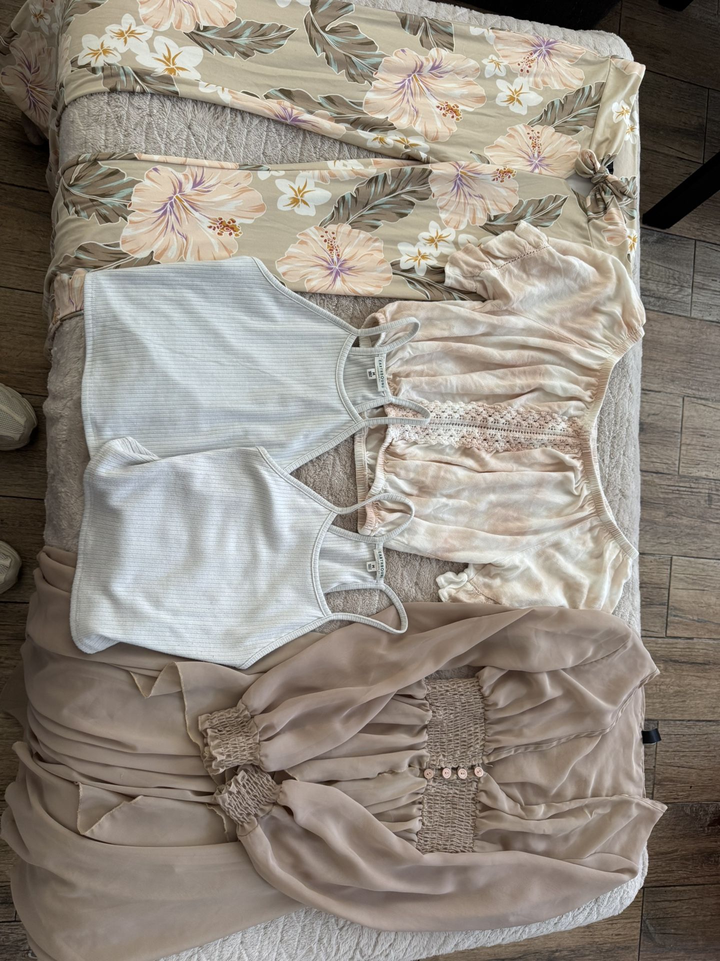 Tops/ Bottom 