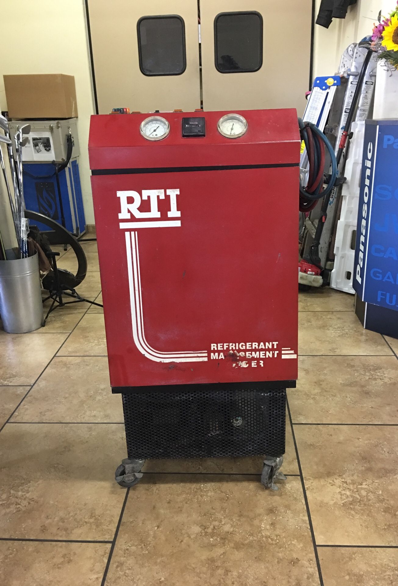 RTI RRC770 Refrigerant Recovery Machine