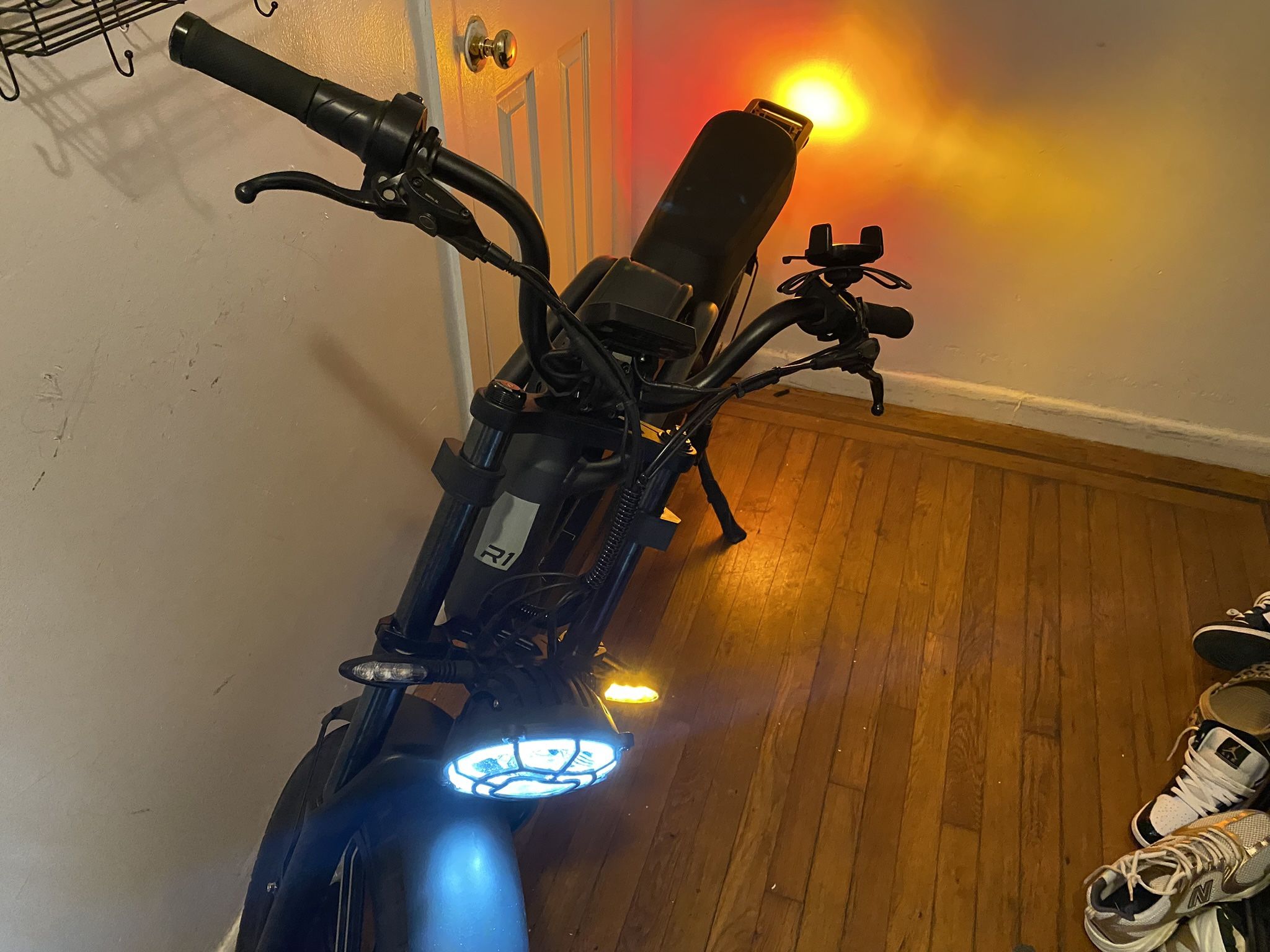 For Sale: Gently Used REVV1 FS by Ride1UP – A Full Suspension eBike Perfect for Commuters and Adventurers Alike!