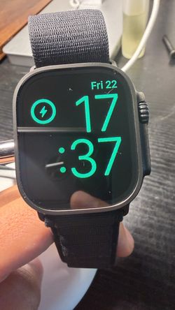 Bundle - Unlocked Black Apple Watch Ultra Series 2