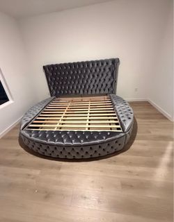 Gray Velvet Tufted Round Bed Frame - Queen Or King Size Available - Color Options - NO Credit Needed