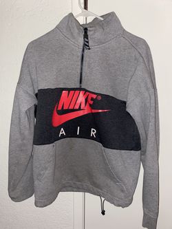 Nike Sweater Size Small 