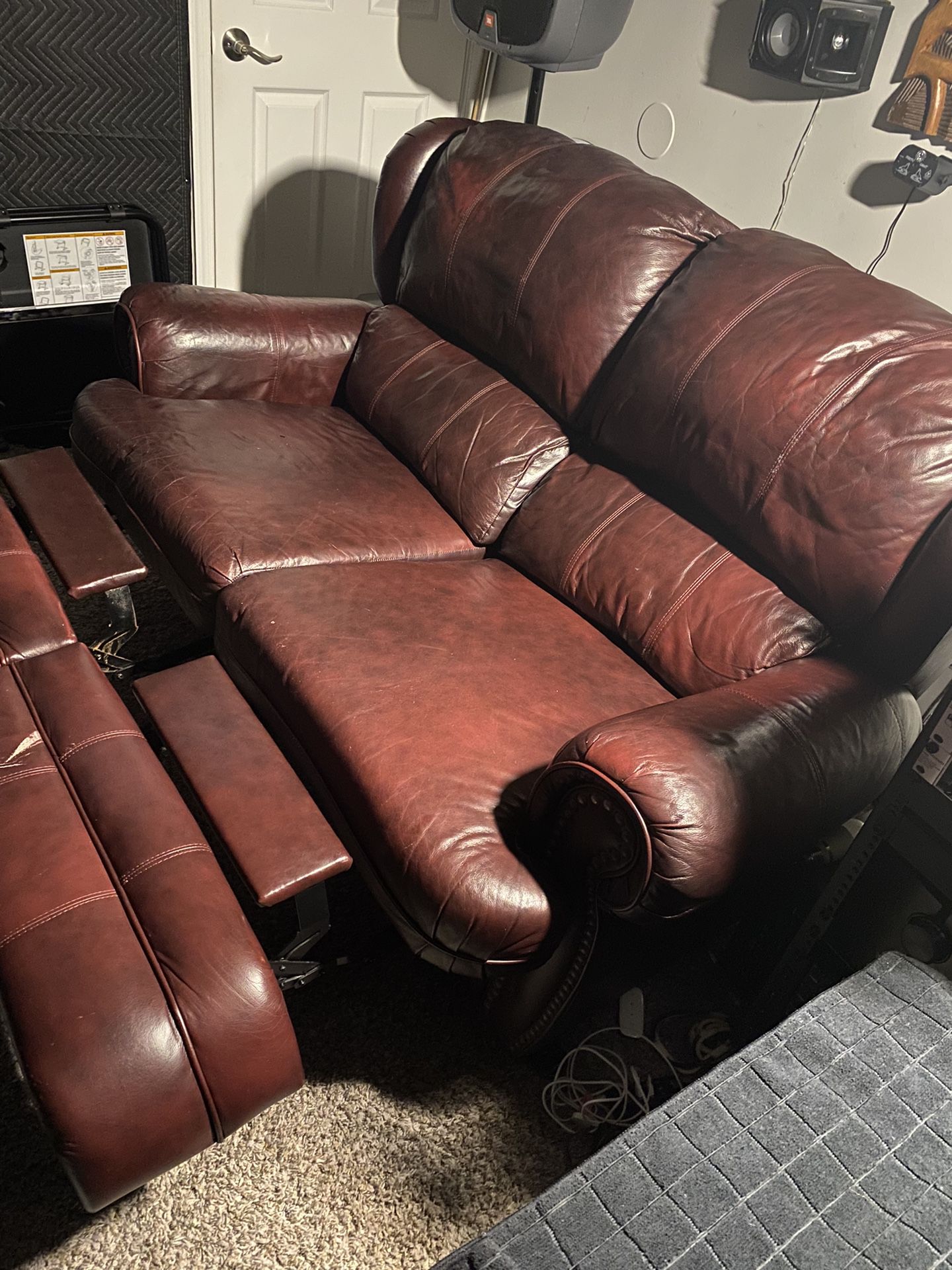 Reclining Couch/Loveseat