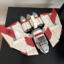 LEGO Star Wars T-6 Jedi Shuttle (7931)
