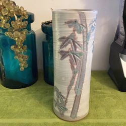 Beautiful pottery Large vase 