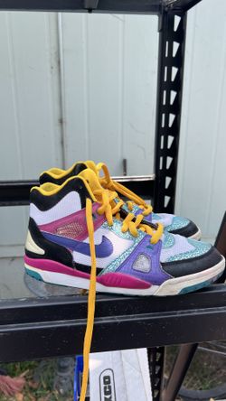 Woman’s Nike Shoes