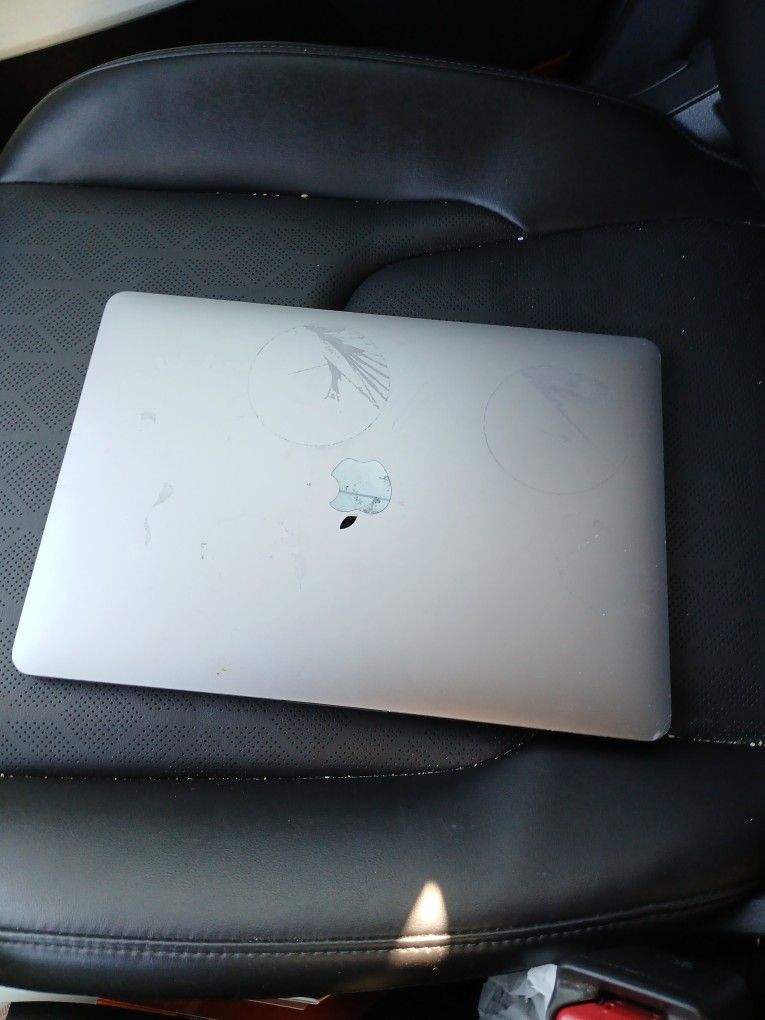 MacBook Pro 13 Inch 2022