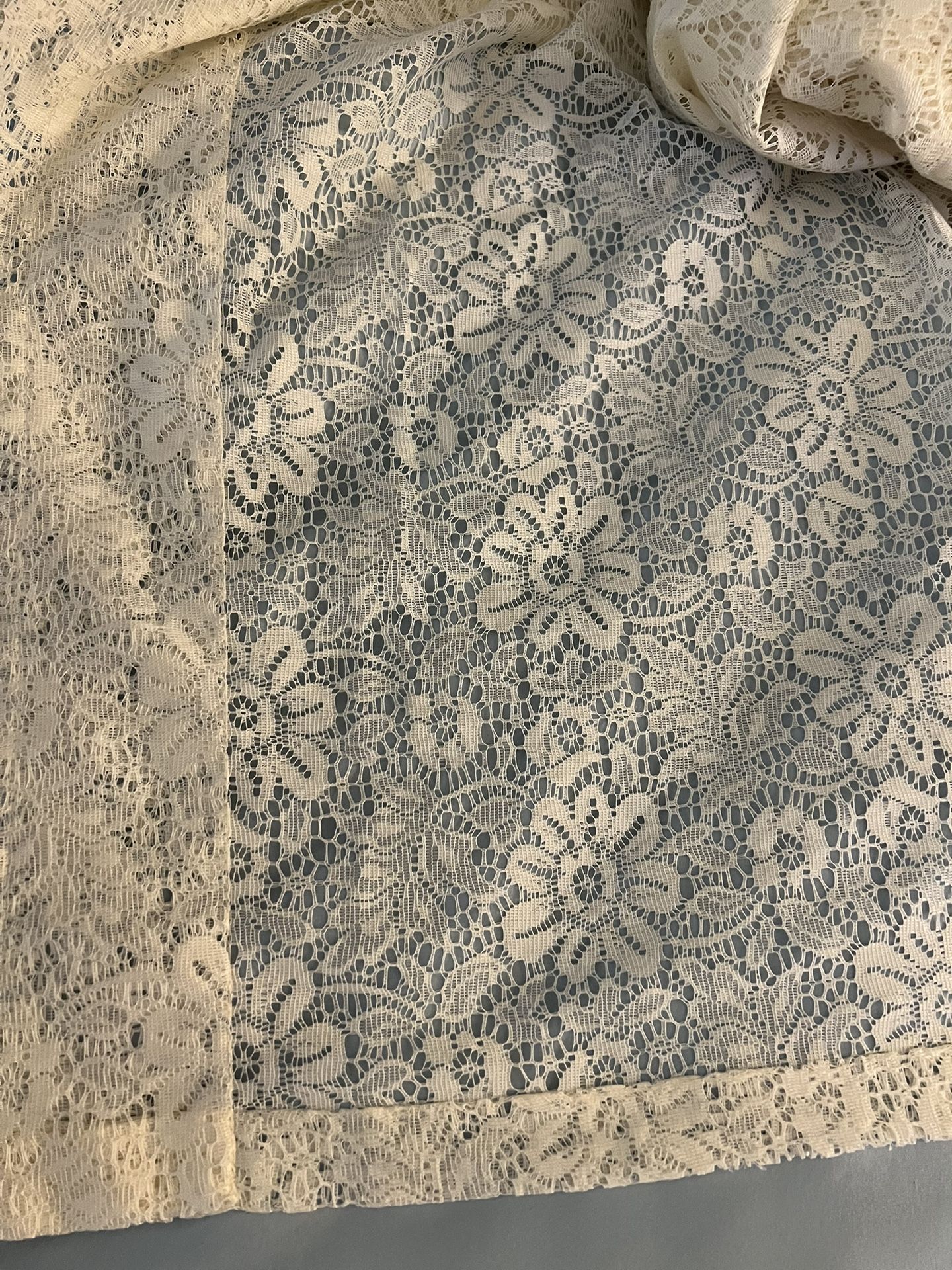 Beautiful Curtain - 10 Yards
